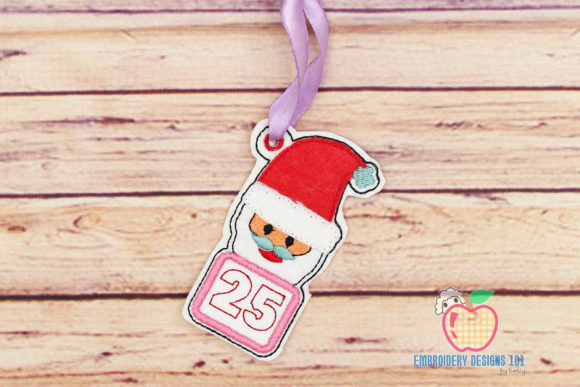 Christmas Calendar with Santa: A Festive Embroidery Delight